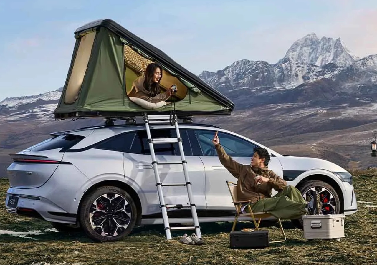 Zeekr Launches the 007 GT The Ideal Family Car